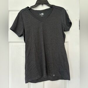 Ladies New Era V-neck short sleeve shirt